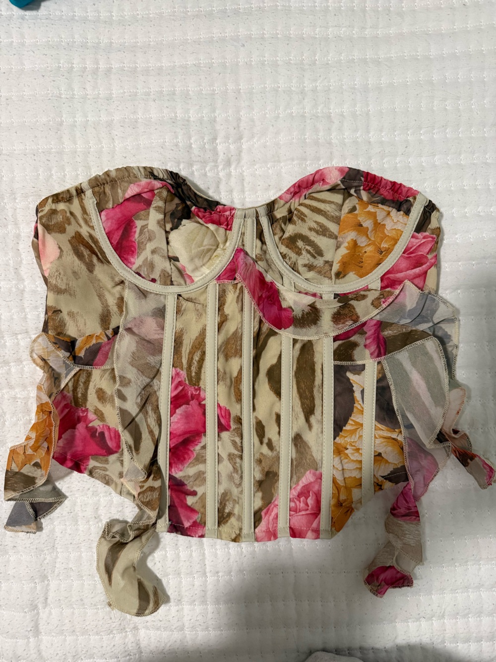 PrettyLittleThing Beige and Pink Floral Lined Garment